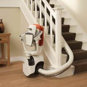 Treppenlift an einer Treppe